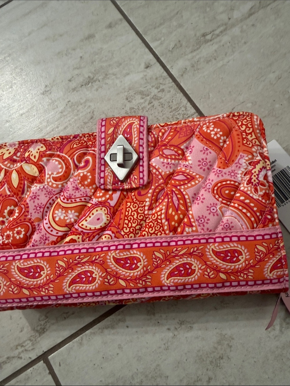 Vera Bradley Quilted Paisley turn lock wallet ..sherbet ..nwt